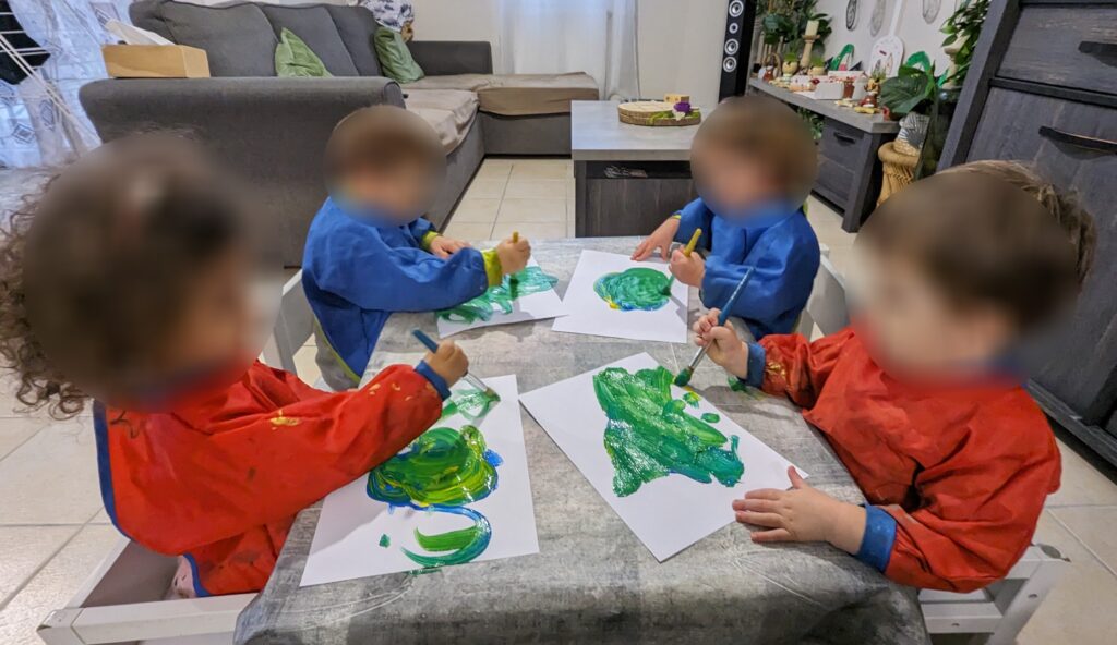 assistante maternelle colomiers couleur