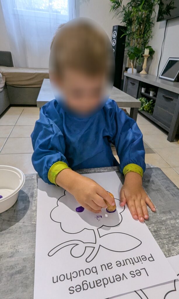 assistante maternelle colomiers tampon raisin