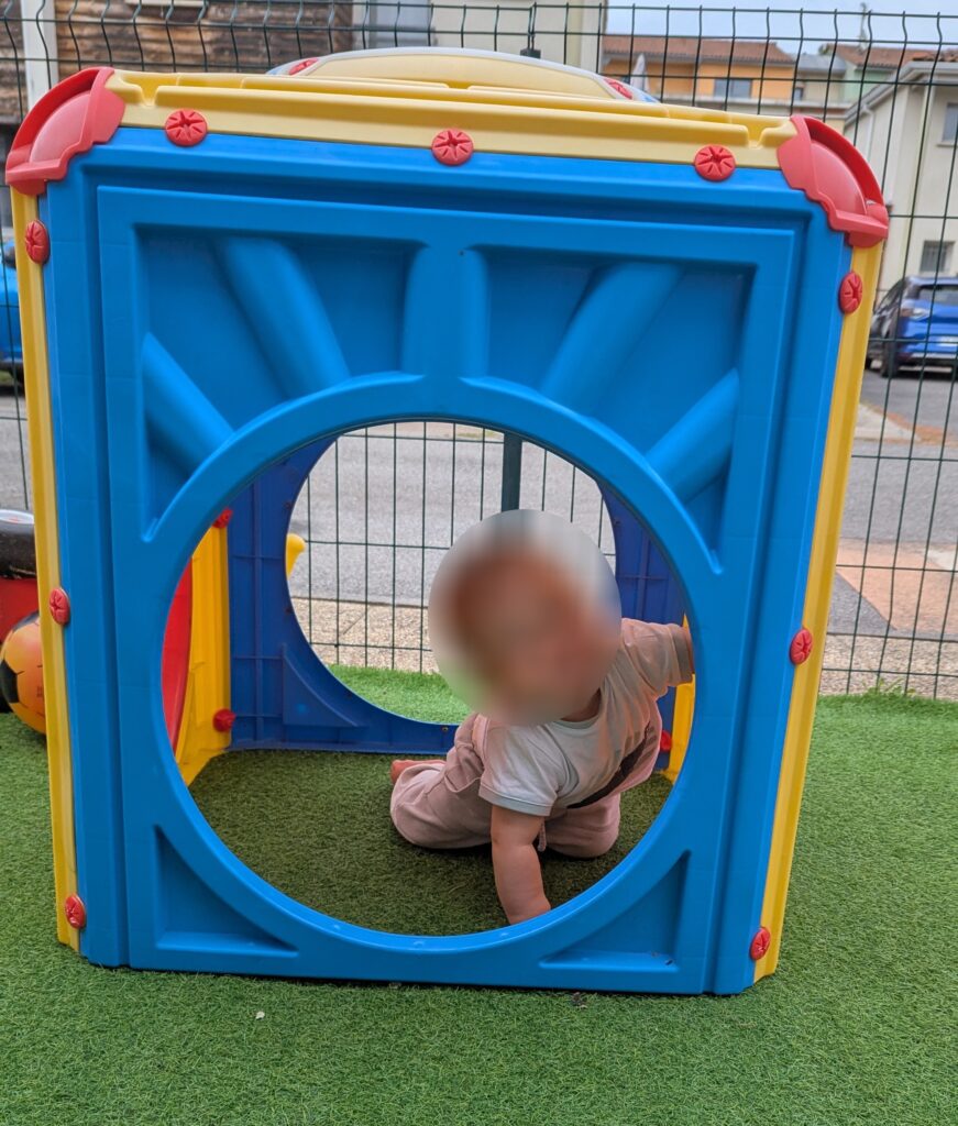 assistante maternelle colomiers jeu dehors