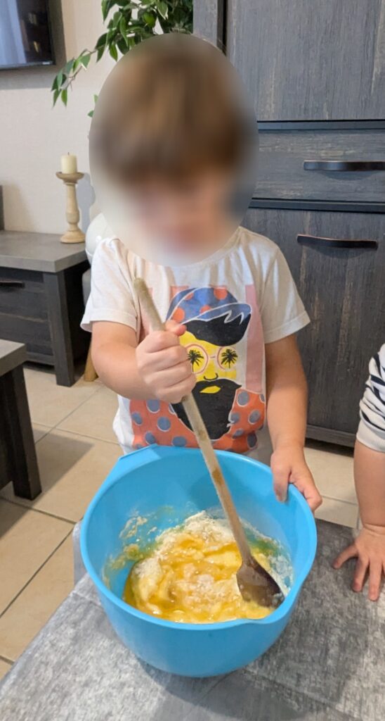 assistante maternelle colomiers remuer
