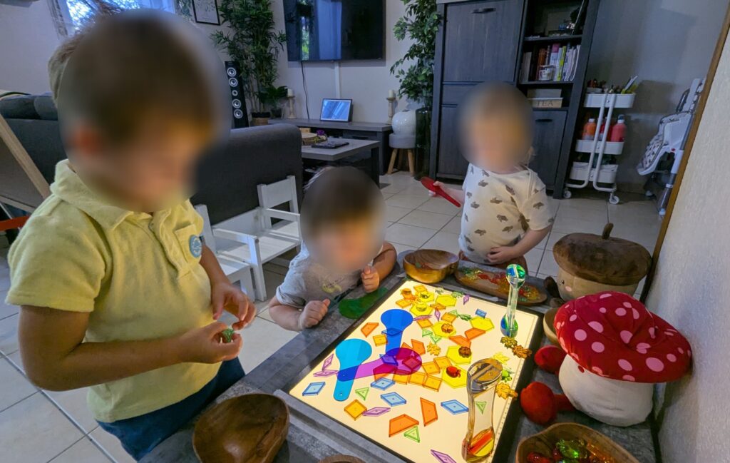 assistante maternelle colomiers éveil des sens