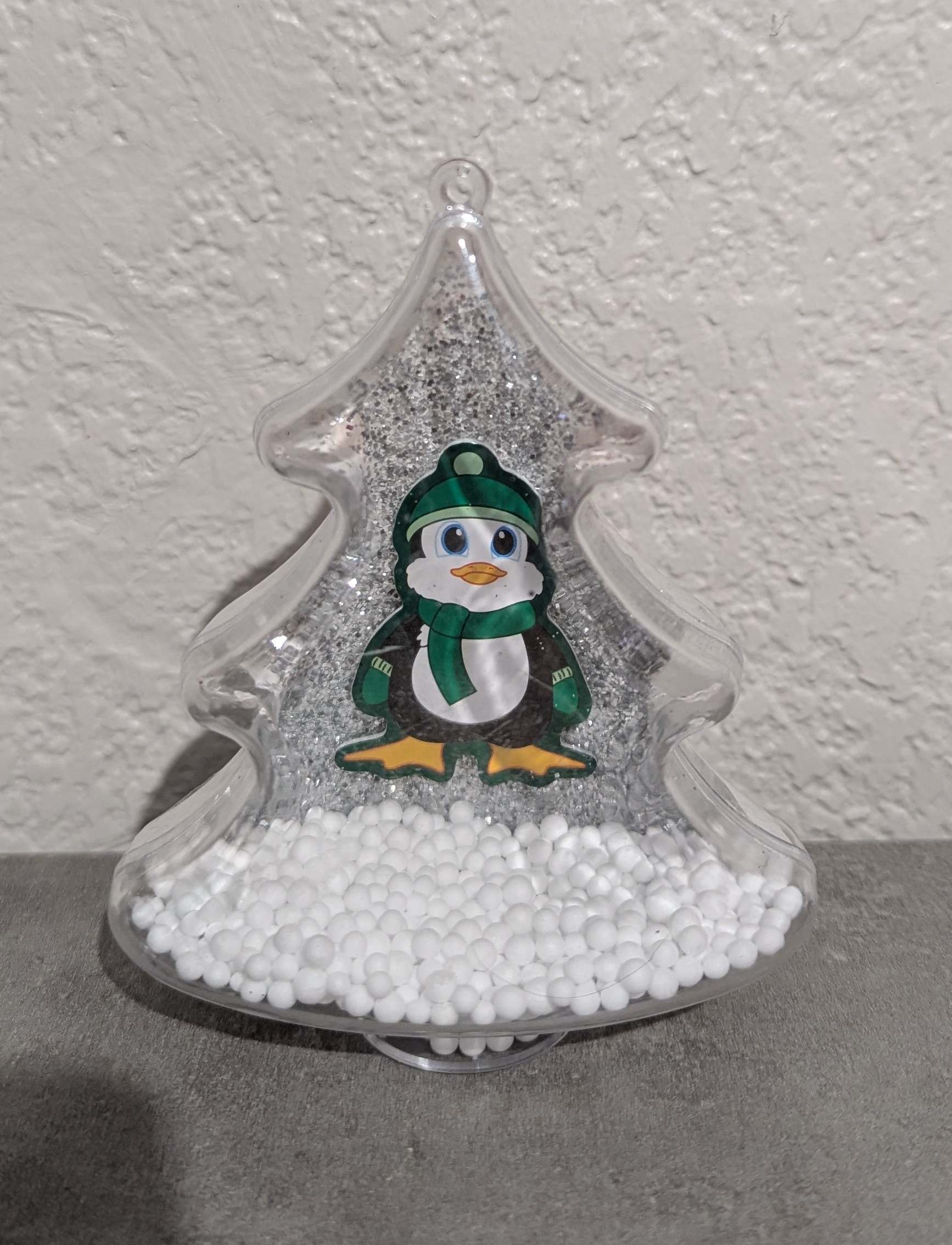 Un joli sapin scintillant