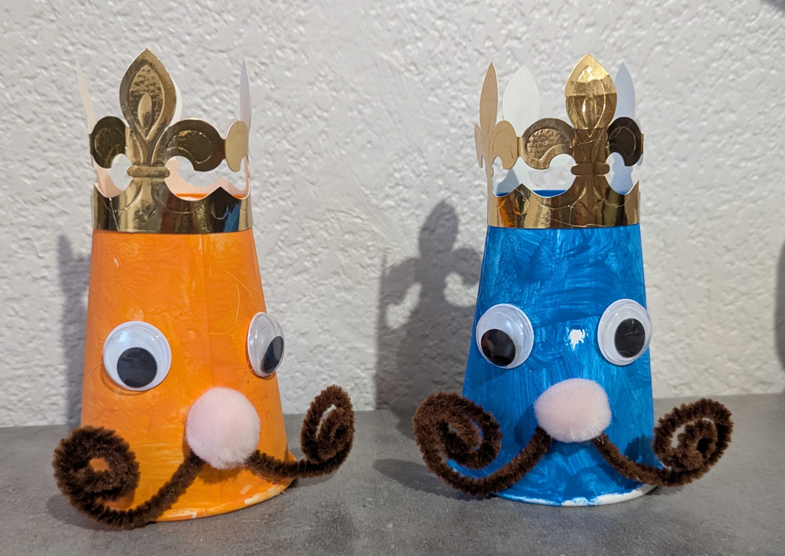 Atelier peinture : de jolis rois pour la semaine de la galette